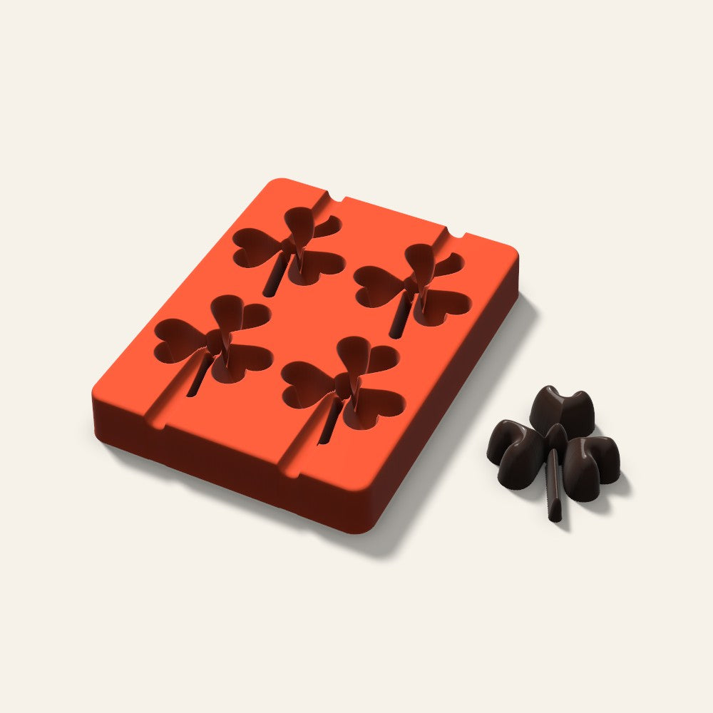 Shamrock Cakesicle Mold, 2.5 Inch, 4 Cavity, 3D render