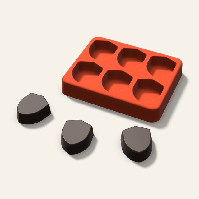 Shield Candy Mold, 1.25 Inch, 6 Cavity, 3D render
