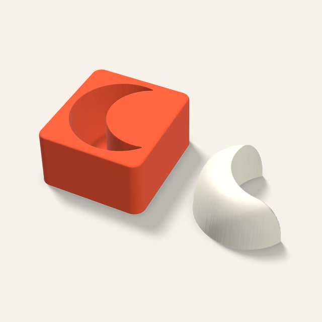 Crescent Moon Candle Mold, 3 x 1.5 Inch, 3D render