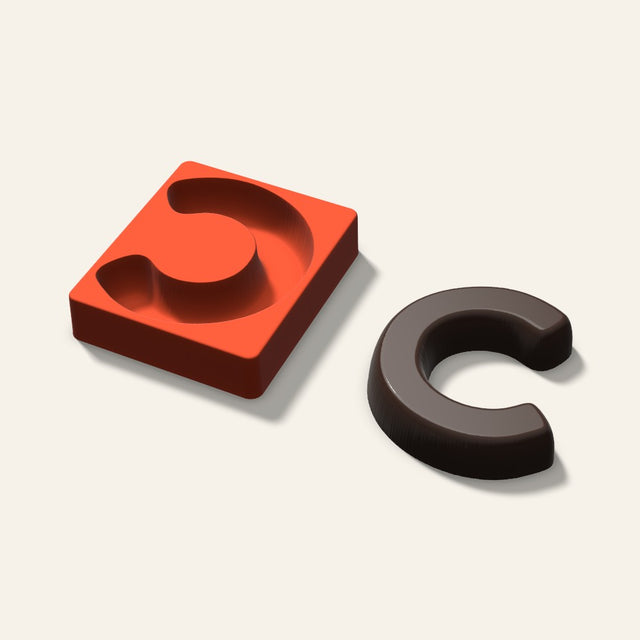 Letter C Mold, 6 Inch, 3D render